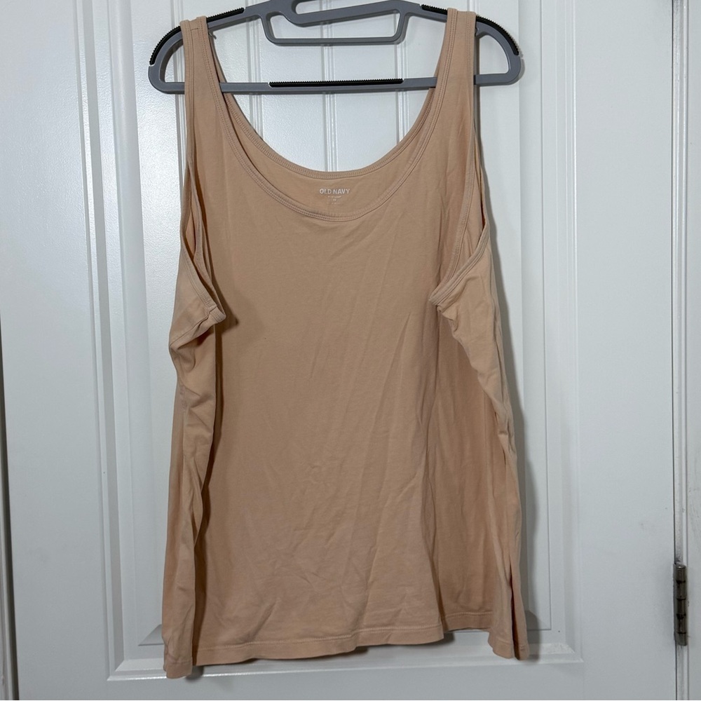 Old Navy Women's Sleeveless Tank Top in Beige